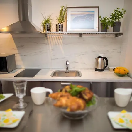 Daire Piccola Red - 50m From The *