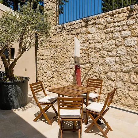 Piccola Red - 50m From The * Dubrovnik