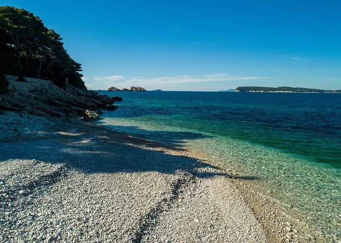 Piccola Red - 50m From The *